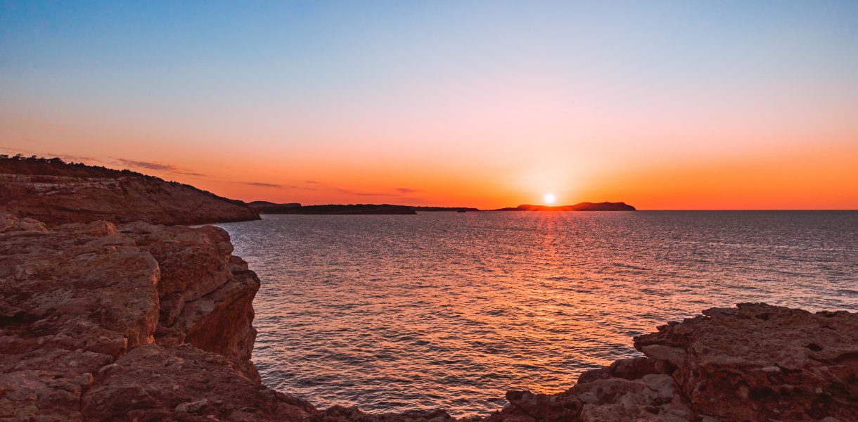 where to watch sunset in ibiza