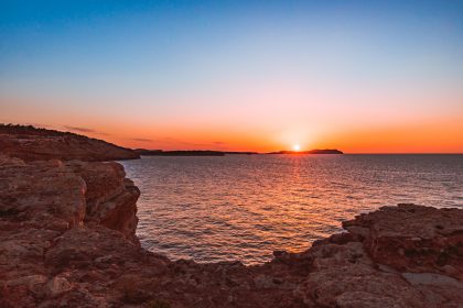 where to watch sunset in ibiza